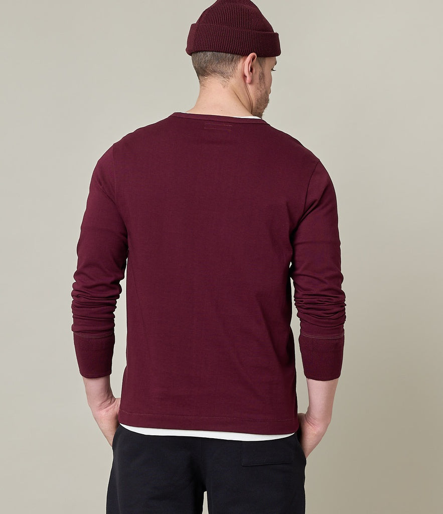 Merz b.Schwanen - 206 - LONG SLEEVE HENLEY NECK - RUBY RED