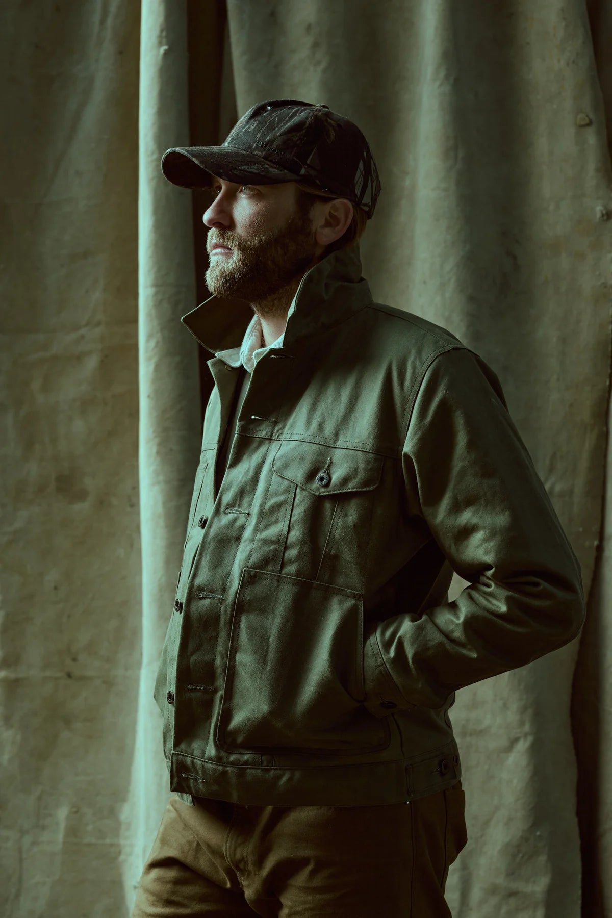 FILSON - TIN CLOTH SHORT LINED CRUISER - MILITARY GREEN