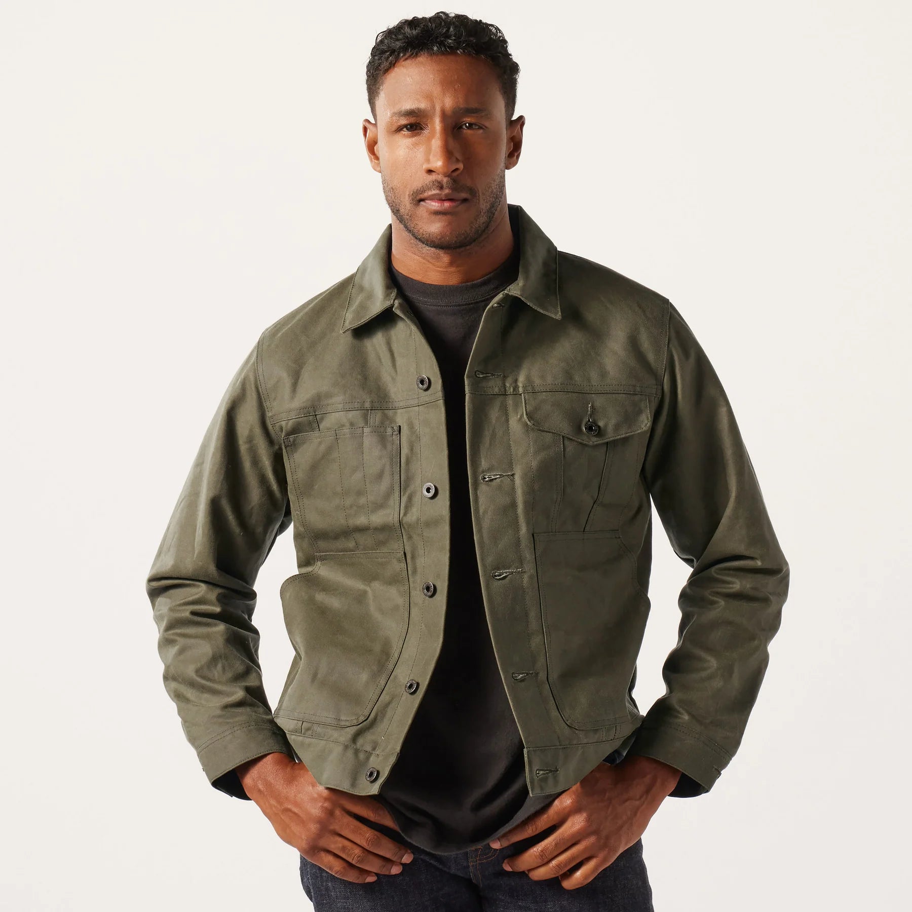 FILSON - TIN CLOTH SHORT LINED CRUISER - MILITARY GREEN