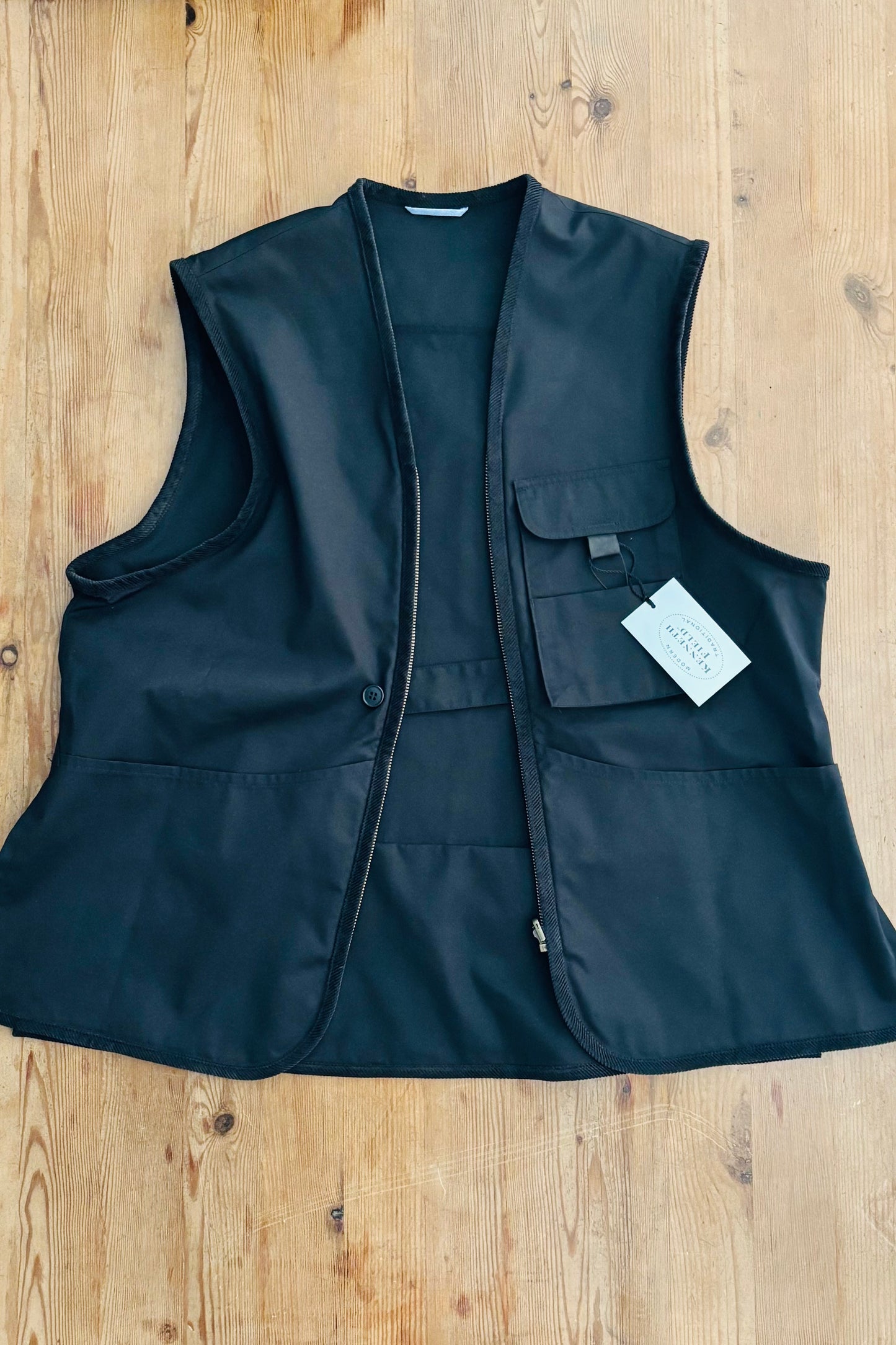 KENNETH FIELD - GUIDE VEST T/C - BLACK