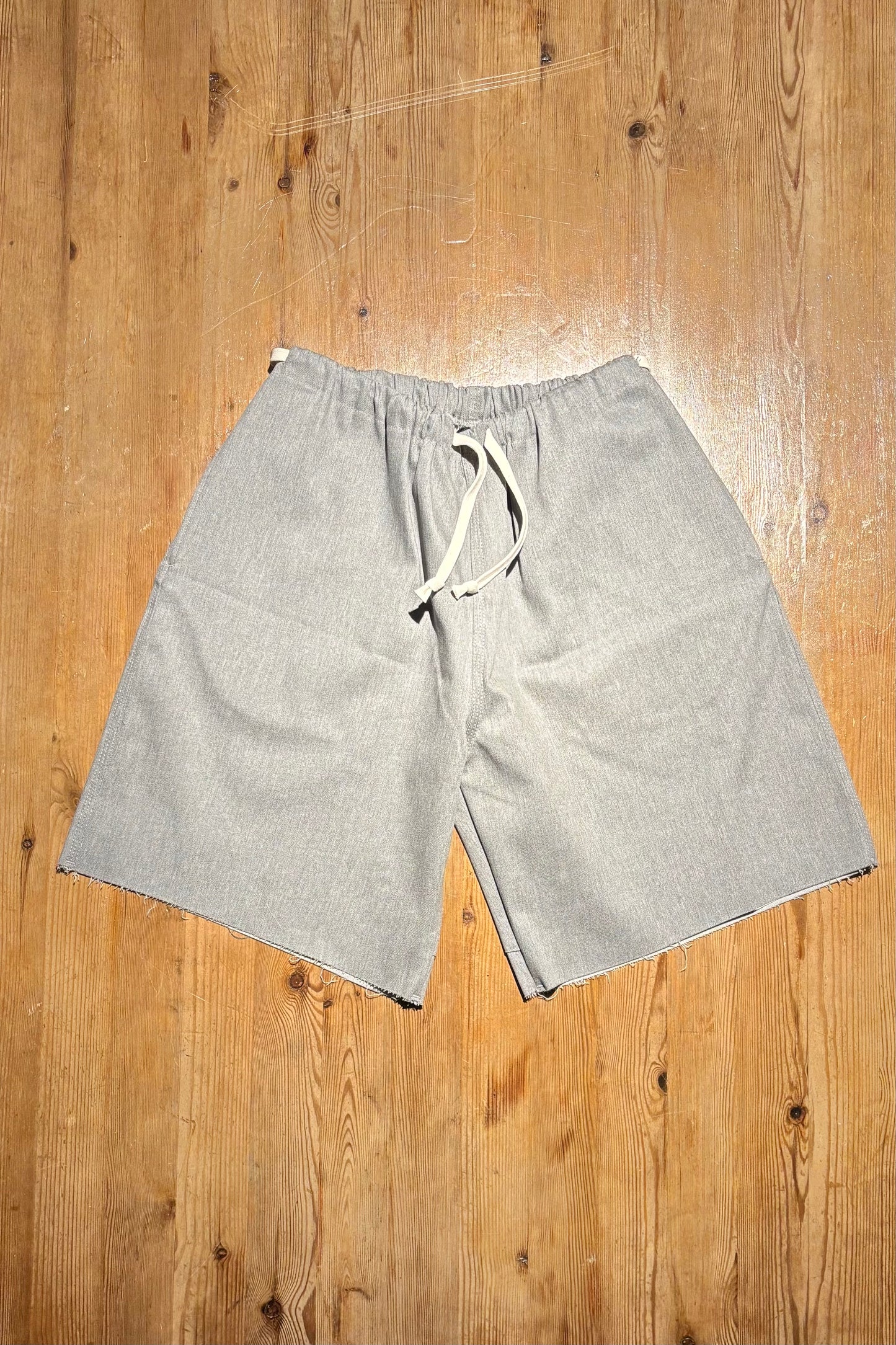 KENNETH FIELD - TRIPLE STITCH MANUFACTUR SHORTS - SWEAT LIKE TWILL