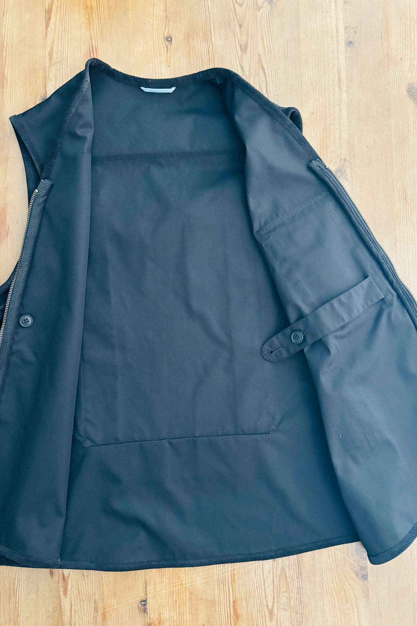 KENNETH FIELD - GUIDE VEST T/C - BLACK