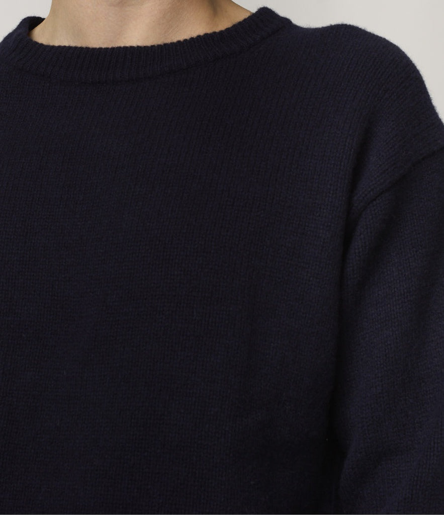 Merz b.Schwanen - LOCC01 CREW PULLOVER DARK NAVY - MERINO CASHMERE BLEND