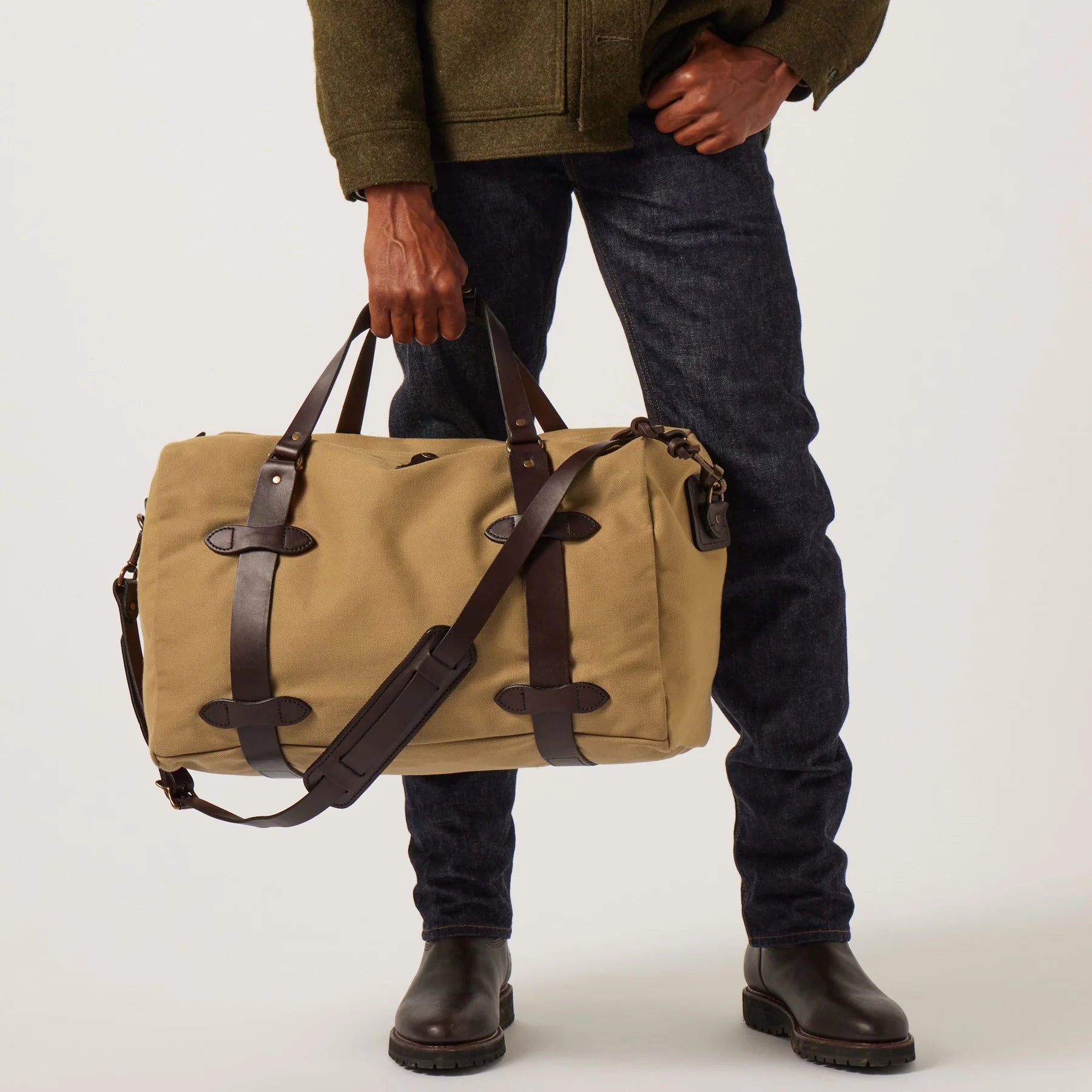 FILSON -MEDIUM RUGGED TWILL DUFFLE BAG - TAN