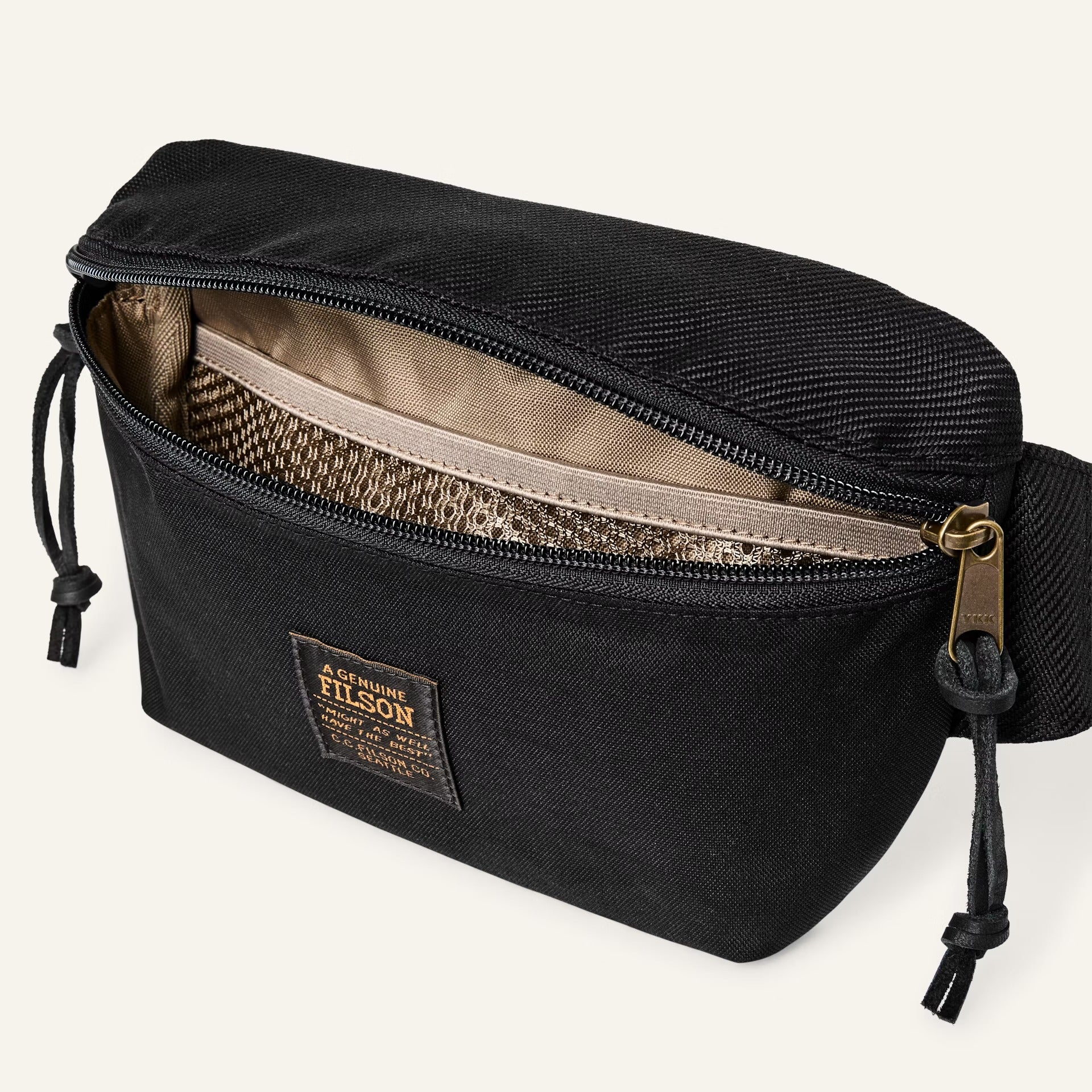 FILSON - SURVEYOR CROSSBODY PACK - BLACK