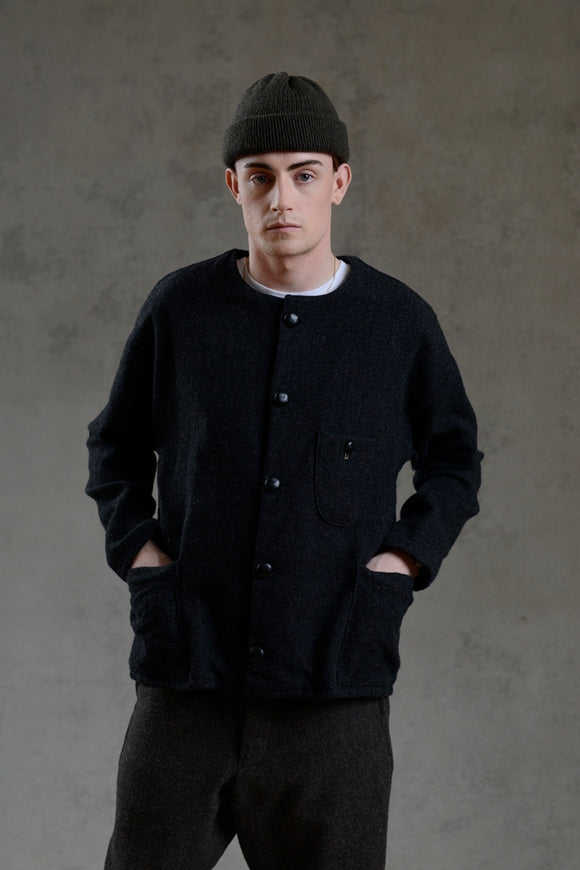 HACKNEY UNION WORKHOUSE - THROW SHIRT - CHARCOAL